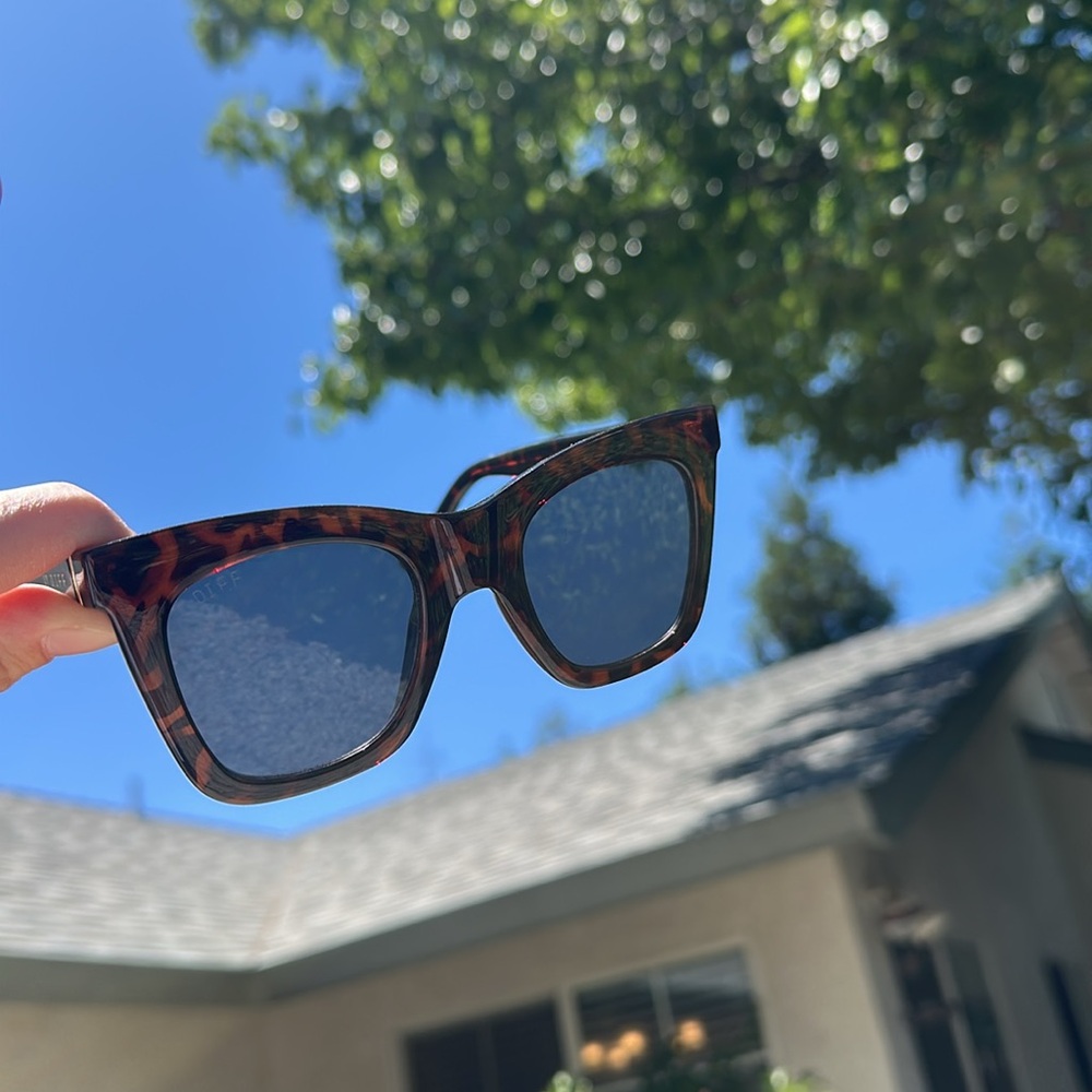 Diff Eyewear Brown Patterned Sunglasses